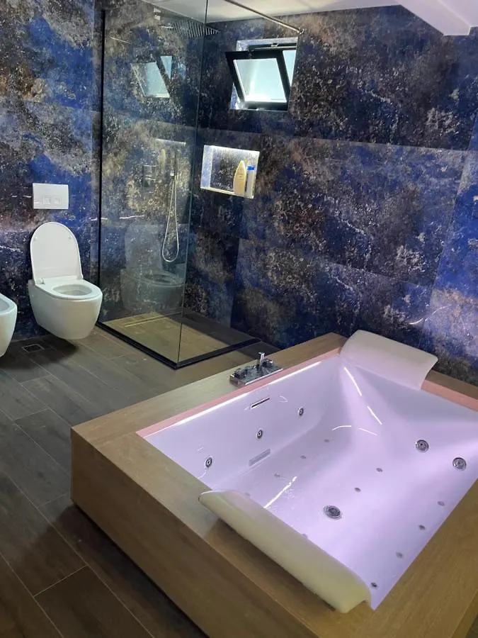 Perla Luxury Penthouse Apartment Tirana