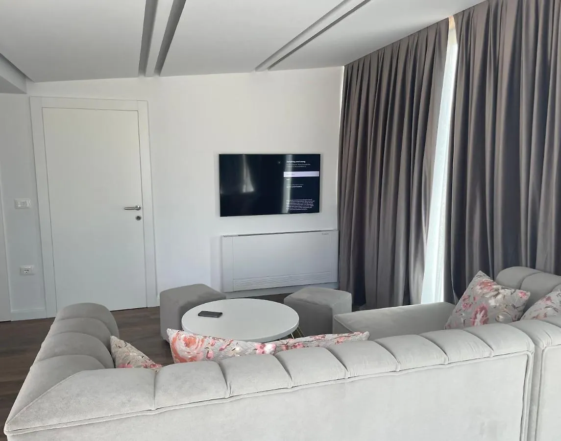 Perla Luxury Penthouse Apartment Tirana