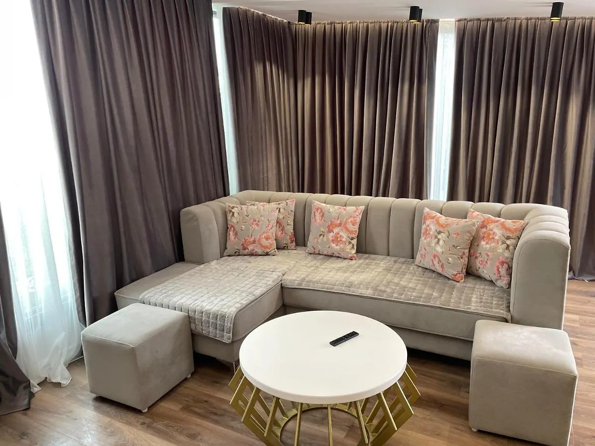 Perla Luxury Penthouse Apartment Tirana 0*,  Albania